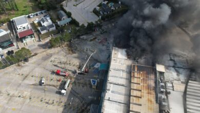 Photo of Las llamas dejaron perdidas incalculables en el edificio de Tienda Inglesa en Punta del Este
